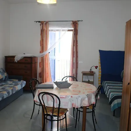 Il Vicoletto Ab 724